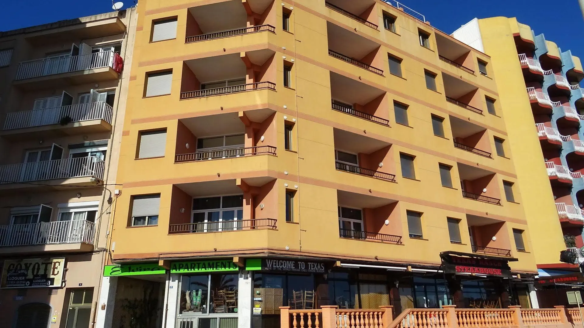 בלאנס Apartamentos Elvira ספרד